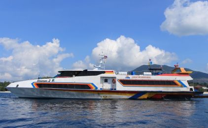 More photos of Bundhaya Speed Boat