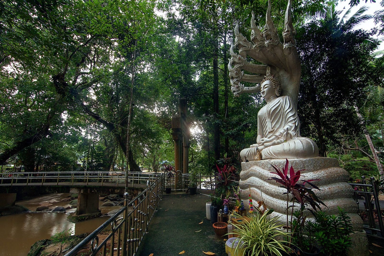 Statue of King Ananda Mahidol (Rama VIII) - Bangkok