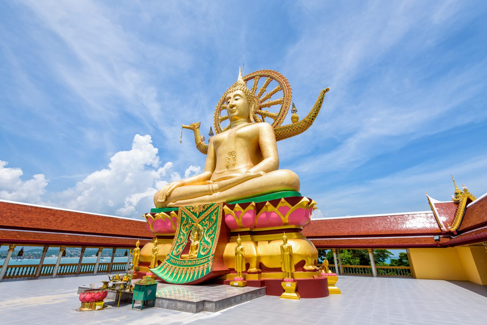Wat Phra Kaeo Don Tao, Lampang - Lampang